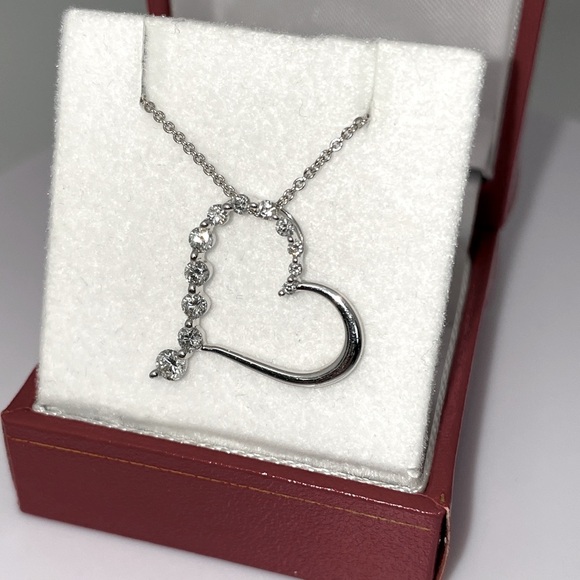 Solid 14K White Gold Modern Natural Diamond Heart Pendant Neck Chain Necklace - Picture 7 of 17